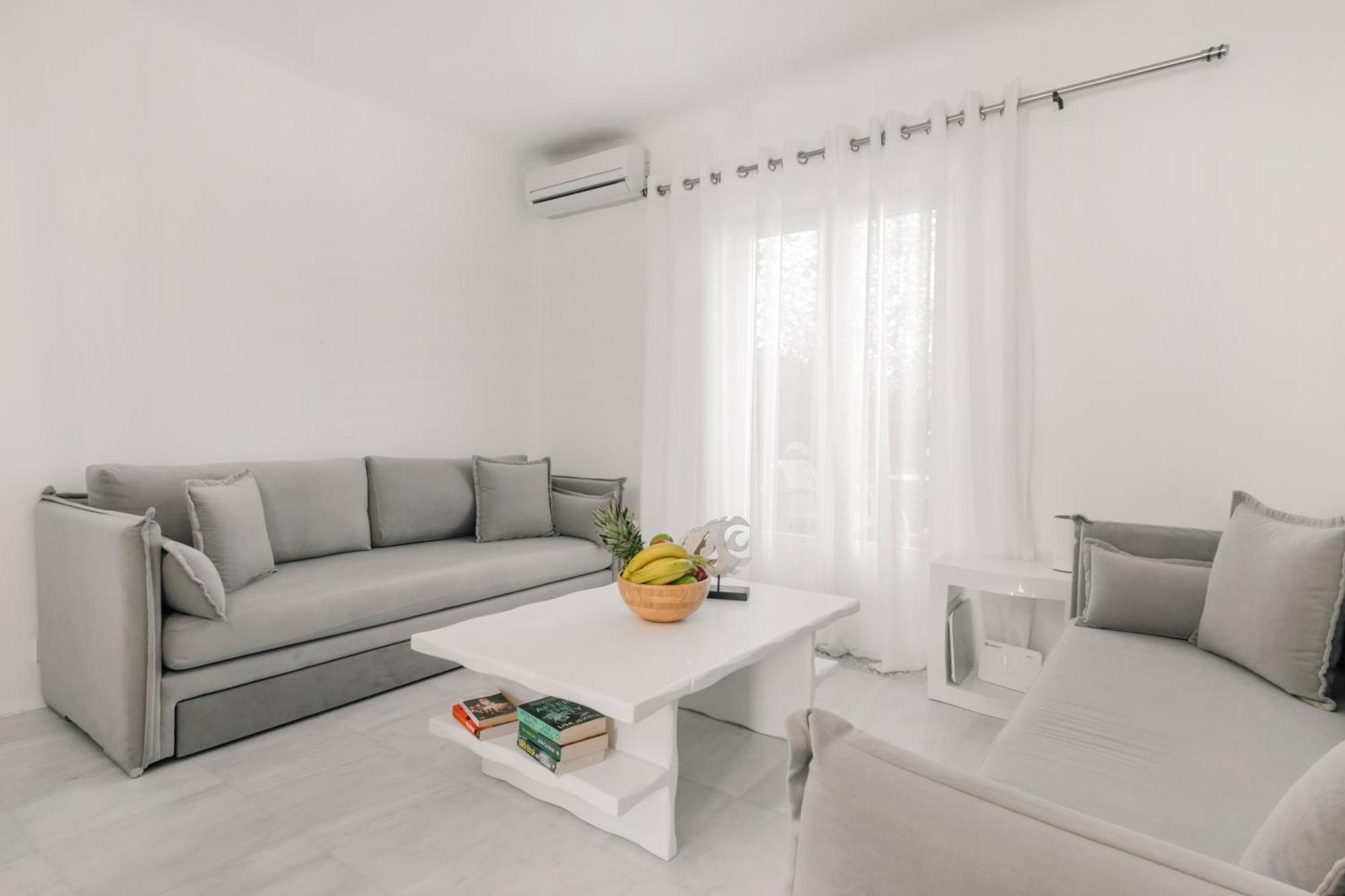Private Town Apartments By Mykonos Eight Mykonos Town Экстерьер фото